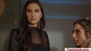 Â�ャーロットStokelyを満たす彼女のニーズをとってもヘルシルヴィアSaige