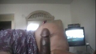 BBW Betty xuclar i llepar la polla fins que estigui seca BBW Betty xuclar i llepar la polla fins que estigui seca