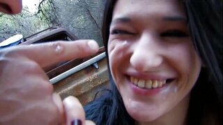 Lisa spice merr fucked e saj të mëdha gomar në pyll