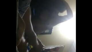 Chaparrita ogystal ast yn mwynhau cael y ceiliog i fyny y tu mewn