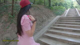 Decano e o Seu Tío Dan Dar Mozos Puta Dous Grosos Cargas de Cum Profundamente No Seu 18-Year-Old Buceta - Bella Anxo Parte 1 de 2